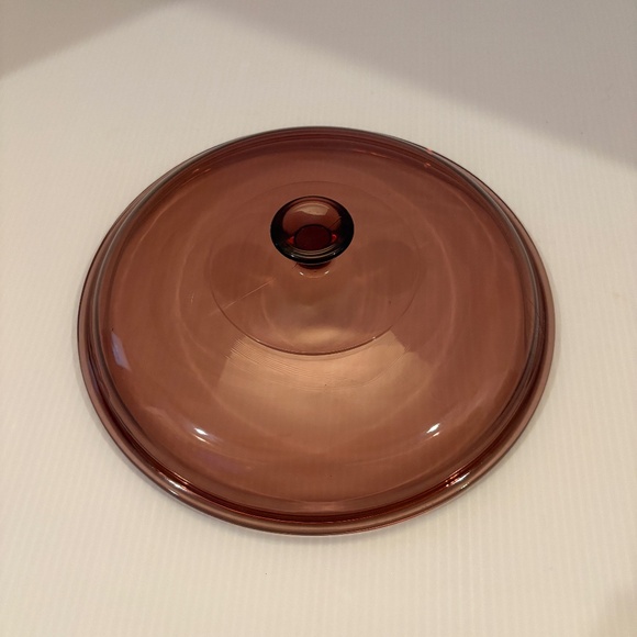 1 Cranberry Vision Lid Only Round 624 C 8 1/2" Replacement no Ridges - Picture 1 of 4